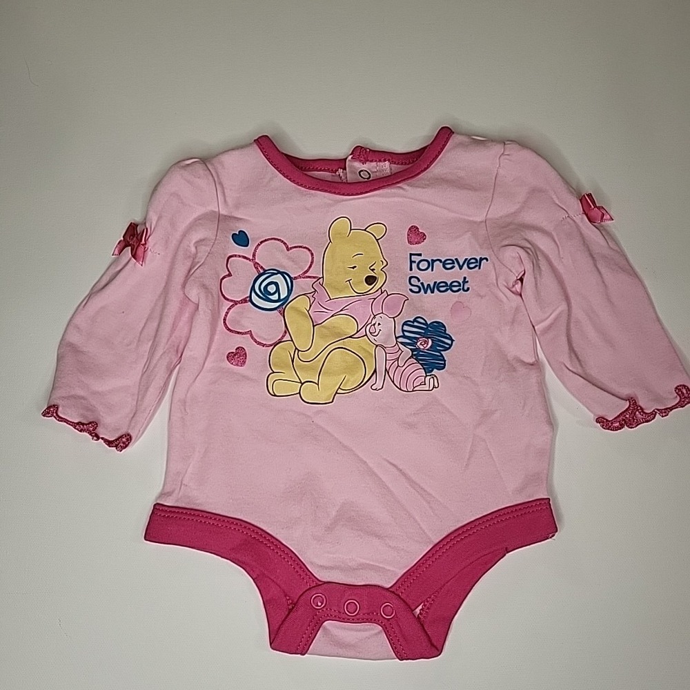 DISNEY`S Winnie The Pooh &‎ Piglet Infant PINK LONG SLEEVE 1 PIECE Size 0-3mo